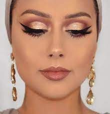 Appealing Best Makeup Looks And Trends For 2020 29 Eid Makeup Golden Makeup Makeup Tutorial