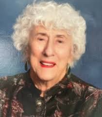 Emily Lampton's Instagram, Twitter & Facebook