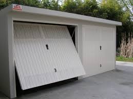 L'applicazione per eccellenza delle soluzioni prefabbricate. Box Auto E Garage Prefabbricati In Lamiera Zincata Componibili