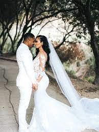 Sister Sister Star Marques Houston Marries Miya Dickey In Private Ceremony It Was Perfect In 2021 Dream Wedding Dresses Black Marriage Wedding Poses