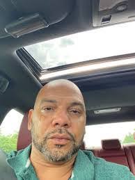 Alan Domke's Instagram, Twitter & Facebook