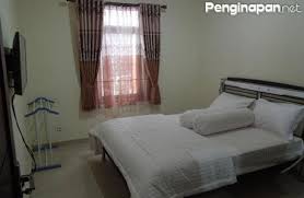 Bantal guling villa bersuasana guest house sesuai untuk keluarga menawarkan dapur kecil di dalam kamarnya. Info Guest House Di Daerah Buah Batu Bandung Penginapan Net 2021