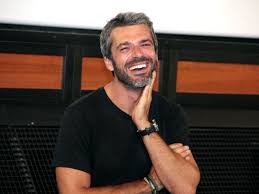 Luca argentero con cristina marino e la figlia nina speranza: Hotel Gagarin Apre L Est Film Festival Ve Lo Consigliamo Con Le Parole Di Luca Argentero