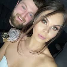 Does anyone know where about the stall is I get the Cinderella carriage  popcorn bucket please?