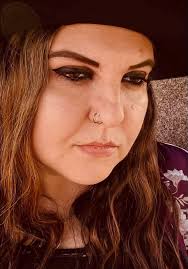 Mysterious orb appears in lake photo