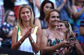 The world no 1 was beaten in straight sets by the german in london Andy Murray Beaten By Mischa Zverev At Australian Open Daily Mail Online