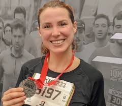 Fernanda ha tenido un accidente y tú eres su contacto de emergencia"