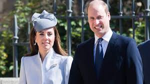 Sur son compte instagram officiel, le prince william a annoncé avoir reçu une première dose du mardi 18 mai, c'était au tour du prince william de recevoir sa première dose du vaccin contre la. Kate Middleton Et Le Prince William Devoilent Des Cliches Inedits De Leurs Enfants