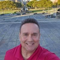 Suwane Holmes's Instagram, Twitter & Facebook