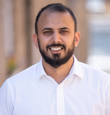 New Year Honours: NHS staff and pandemic helpers are recognised