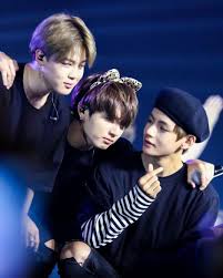 Maknae Line And So Cute Together Bts Maknaeline Maknaelinebts Jungkook Taehyung Jimin Hyunglinebts Bts Vkook Bts Jungkook Bts Maknae Line