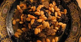 Tajine Marocain De Viande Aux Pruneaux De Hasnae Com Morocco Food Moroccan Food Moroccan Tagine Recipes