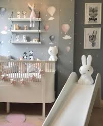 So ein kinderzimmer muss im laufe der jahre mit erwachsen werden. Schone Wandgestaltung Im Madchenzimmer Babyzimmer Wandgestaltung Madchenzimmer Kinder Zimmer