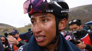 Come del resto al giro d'italia del 2013 e del 2014, sono segnali che non si vedevano da tempo, e che sono arrivati dopo un periodo davvero complicato. Giro D Italia 2021 Egan Bernal Prangert Gewalt In Seiner Heimat An Sos Colombia Eurosport