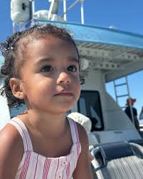 Nicole Bednar 🦋 (@nicoleallyson_) • Instagram photos and videos