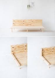 Diy Hippie Houten Sofa Fireplaces Are A Popular Addition To The Garden This Burning Heart Friends And Family Gather And Enjoy In 2020 Diy Sofa Diy Couch Diy Daybed