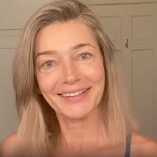 The supermodel explained that she decided to post the pic after a leisurely bath in her hotel room. Paulina Porizkova 55 Shares Skincare Tips In No Makeup Video