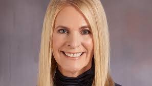 Tammy Hennessy's Instagram, Twitter & Facebook