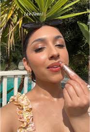 Yes, I befriend every dog at every event—no exceptions! 🥹🐶😂✨ Thank you  @livetinted for having me and my mom! 🧡