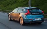 VOLVO-V40