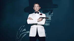 Wallpapercave is an online community of desktop wallpapers enthusiasts. Agent 007 James Bond Bilder 46 Fotos Hintergrundbilder