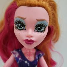 Mattel Monster High Gigi Grant Doll Freaky Field Trip