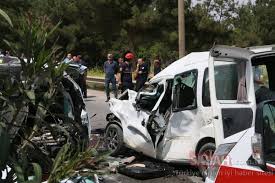 Trafik kazası bu tip kazalar sonucu maddi hasar, yaralanma ve hatta ölüm gibi durumların çıkması olasıdır. Son Dakika Izmir De Feci Kaza Cok Sayida Olu Var Son Dakika Haberler