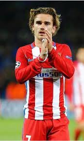 Ronaldo wears this hairstyle with a bit of a wet shine to the hair, so to replicate the cristiano ronaldo haircut we'd recommend using a medium to high shine paste or a water based pomade. 18 Best Griezmann Hair Ideas Griezmann Griezmann Hair Antoine Griezmann