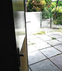 Buka Pintu Hari Sudah Siang Matahari Terik Bersinar Magustra Baru Bangun Tidur Maklum Biasa Tidur Menjelang Subuh Memang Biasa Nongkro Indonesia Terik Dunia