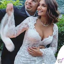 ► iscriviti al canale e attiva la accanto al tasto iscriviti, per ricevere immediatamente le notifiche dei nuovi video. Elettra Lamborghini Una Sposa Con Tre Abiti Tutti I Dettagli Dei Look Nuziali