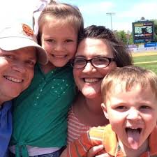 Wendy McCabe (@WendyMccabe)