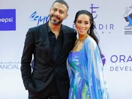 ظهرت الفنانة بسنت شوقي بإطلالة غريبة في فعاليات اليوم التالت من مهرجان الجونة السينمائي. Ø¨Ø¹Ø¯ Ø£Ø²Ù…Ø© Ù…Ù‡Ø±Ø¬Ø§Ù† Ø§Ù„Ø¬ÙˆÙ†Ø© Ø¨Ø³Ù†Øª Ø´ÙˆÙ‚ÙŠ ØªÙƒØ´Ù Ø­Ù‚ÙŠÙ‚Ø© Ø®Ù†Ø§Ù‚ØªÙ‡Ø§ Ù…Ø¹ Ø®Ø·ÙŠØ¨Ù‡Ø§ Ù…Ø­Ù…Ø¯ ÙØ±Ø§Ø¬ ØµÙˆØ± Ø§Ù„ÙÙ† Ø¬Ø±ÙŠØ¯Ø© Ø§Ù„Ø·Ø±ÙŠÙ‚