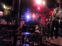 Maison Bourbon Jazz Club On Bourbon Street Bourbon Street Bourbon Pictures