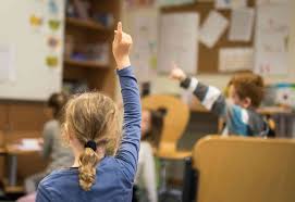 Das saarland schließt als erstes bundesland wegen des coronavirus schulen und kitas. Saarland Kein Schuler Muss Sitzen Bleiben