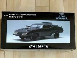 Jumping, thrashing and trashing a honda and a van then smashing them with our mad max bus!! Mad Max 2 Druckguss Auto 1 18 Die Strasse Krieger Interceptor Modell Autoart Ebay