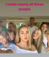 Ulrika jonsson enjoyed a boozy afternoon in the sun as she celebrated daughter martha's 16 th birthday on thursday. Ulrika Jonsson Shares Family Snap With Children As She Celebrates Birthday