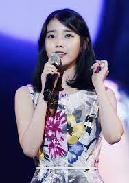 File:iu performing at yonsei university akaraka festival, 17 may 2019 02.jpg. Datei Iu At The Yonsei University Akaraka Festival 22 June 2014 01 Jpg Wikipedia