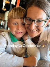 Sarah Shuster (@sarahsuzanne3737)