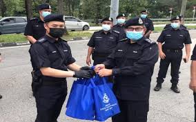 Saat ini, pemerintah sedang memulihkan proyek pengadaan ktp elektronik pasca terkena indikasi korupsi hingga trilyunan rupiah. Bukit Aman Mahu Kdn Percepat Proses Tender Kamera Badan Free Malaysia Today Fmt
