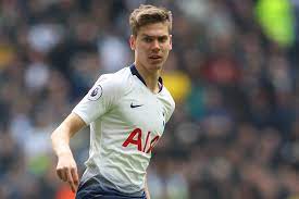 Find out everything about juan foyth. Wrong Place Wrong Time For Foyth At Spurs Bent Thinks Mourinho Likely To Sell Argentine Goal Com