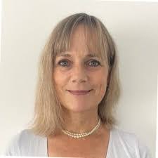 Susanne Oswald's Instagram, Twitter & Facebook