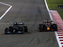 Beim großen preis von frankreich sind heute 15.000 zuschauer an der strecke. Formel 1 Bahrain Hamilton Holt Sieg In Showdown Mit Verstappen