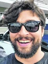 Jan Rowe's Instagram, Twitter & Facebook