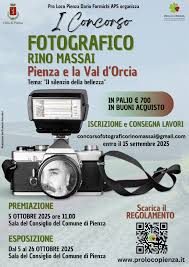 📷 È indetto il I CONCORSO FOTOGRAFICO RINO MASSAI. PIENZA E LA VAL D'ORCIA. Il tema di questa prima edizione è: "Il silenzio della bellezza". "Tema evocativo, che spinge a raccontare la