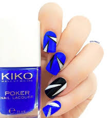 Easy Black And Blue Nail Designs Experience The Glamorous Style Of Royal Blue Nail Designs Be Modish Black And Blue Nails Blue Nail Art Designs Royal Blue Nails Designs