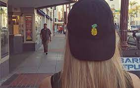 Mahasiswa gondrong engineers are artist of the. Paling Keren 30 Gambar Kartun Perempuan Pakai Topi Nanas Kartun Gambar Baseball Cap Wanita Pria Jalan Memakai Download 920 Perempuan Gambar Gambar Kartun