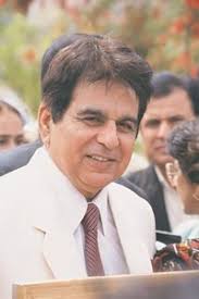 Beloved Bollywood singer Lata Mangeshkar dies at 92