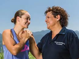 Tennis player barty was started with garry kissick (29) at golf club player's relationship in 2019. Best Of Friends Ash Barty And Evonne Goolagong Cawley