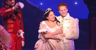 Waarom stripfiguren en cartoons helemaal in de mod. Studio 100 Sprookjes Musicals Sneeuwwitje Streaming