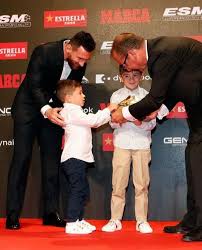 Lionel messi, alongside cristiano ronaldo, is often seen as the world's best professional soccer player today. 900 Lionel Messi Ideas In 2021 Lionel Messi Messi Lionel
